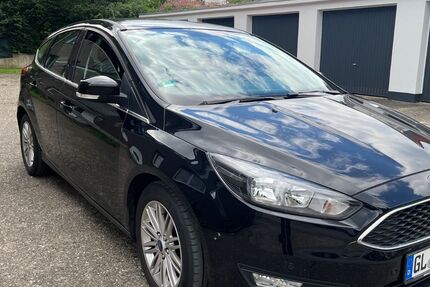 Ford Focus 90.000 km 7.299 &euro; Langenfeld 40764