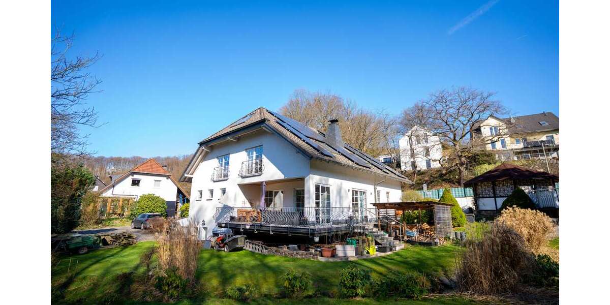 Einfamilienhaus Overath - 8 Zimmer, 240 m&sup2;, 799.000&euro; | Angebot:25345727
