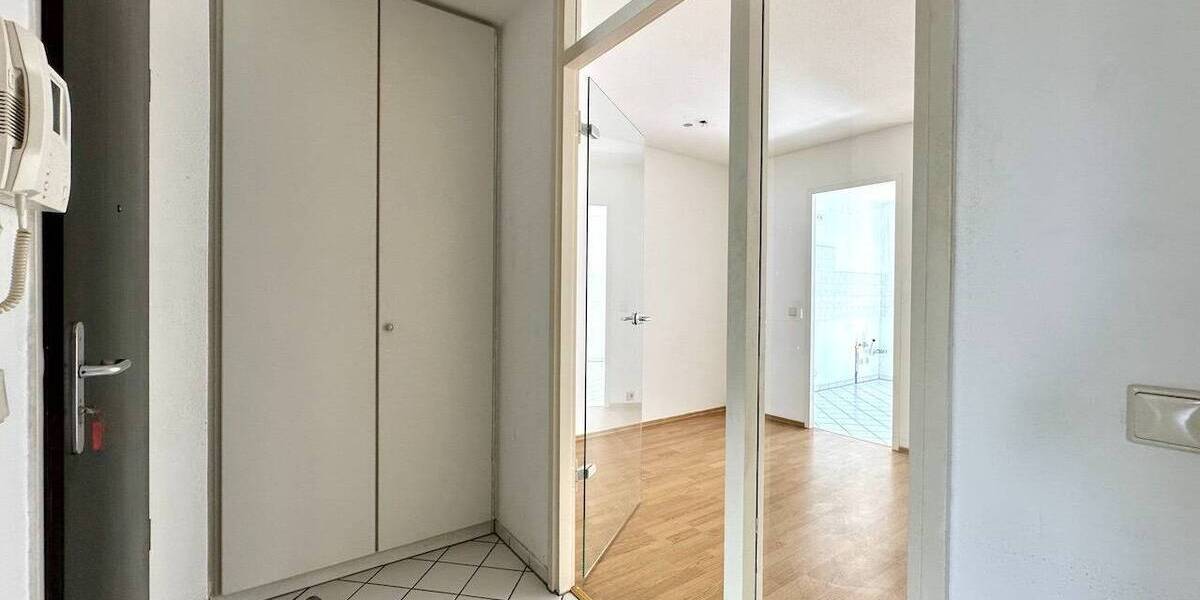 Etagenwohnung Neuss Augustinusviertel - 2 Zimmer, 67 m&sup2;, 225.000&euro; | Angebot:26376581