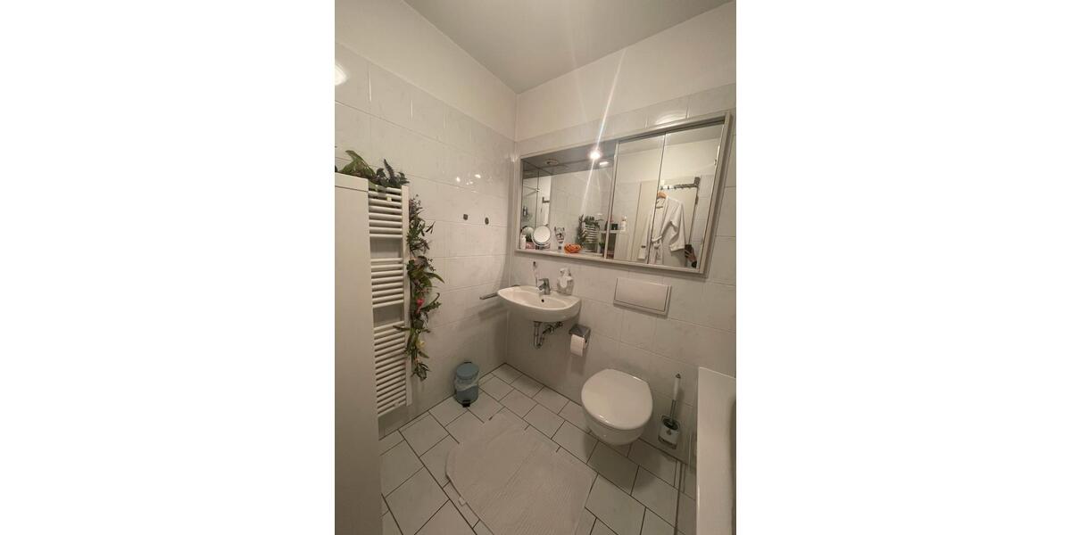 Etagenwohnung Köln Ehrenfeld - 2.5 Zimmer, 60 m&sup2;, 1.200&euro; | Angebot:25366376