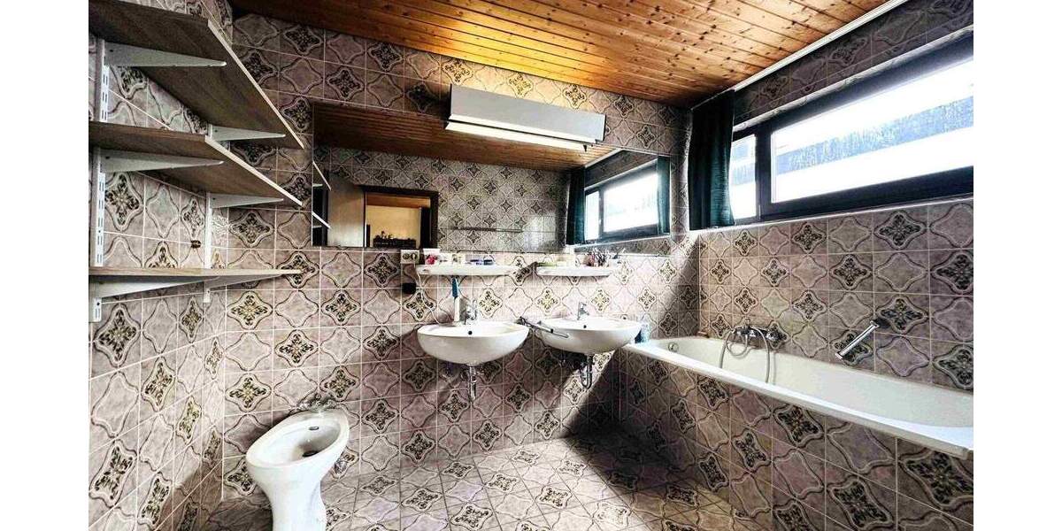 Bungalow Erftstadt Liblar - 5 Zimmer, 155 m&sup2;, 495.000&euro; | Angebot:24582402