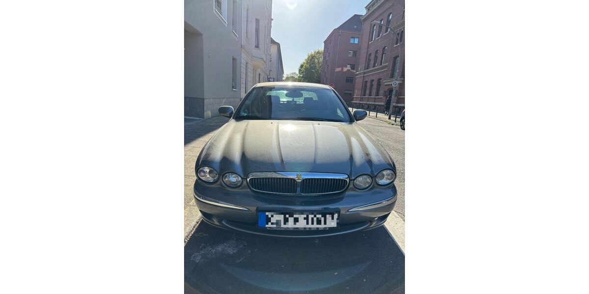 Jaguar X-Type 148.284 km 2.500 &euro; Köln 51103