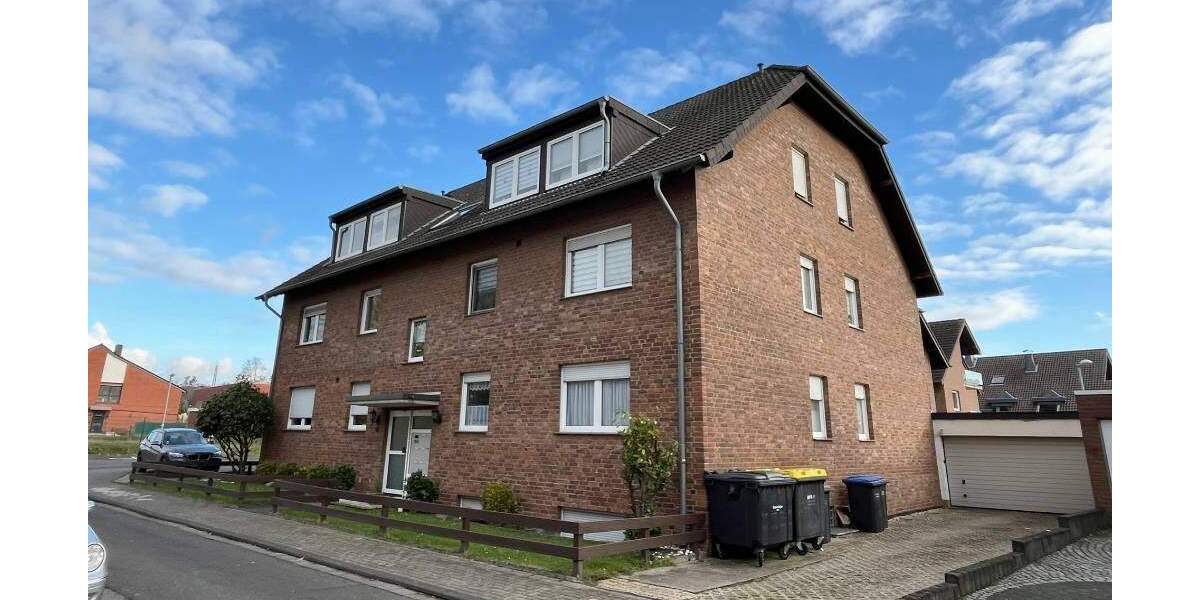 Helle Dachgeschosswohnung in Bergheim Quadrath mit großem Balkon 3 zimmer