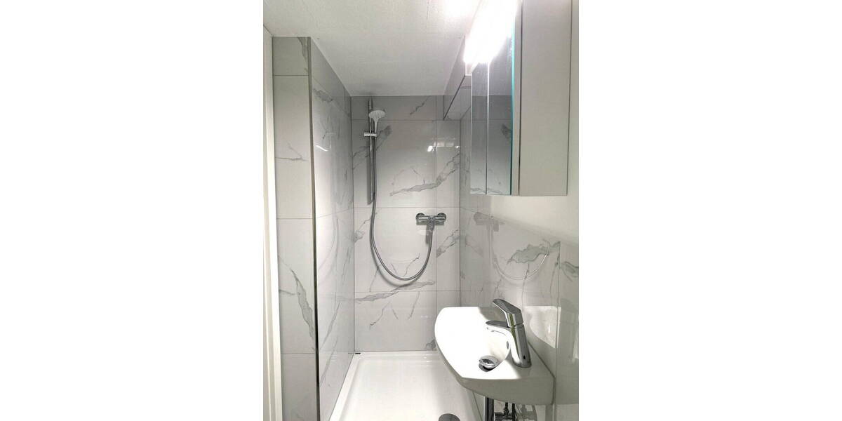 Reihenmittelhaus Düsseldorf Rath - 4 Zimmer, 85 m&sup2;, 469.000&euro; | Angebot:26330463