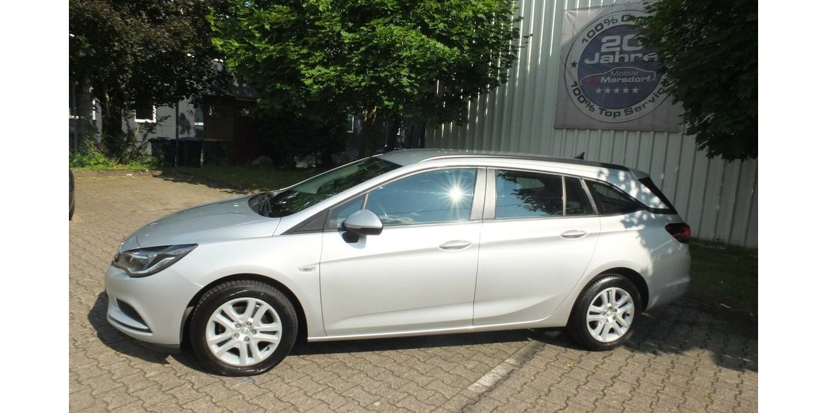 Opel Astra EDITION NAVI KLIMA TEMPOMAT BLUETOOTH 99.125 km 9.908 &euro; Köln 50858