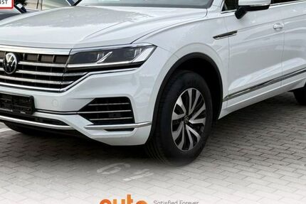 VW Touareg 140.257 km 31.429 &euro; Hilden 40721