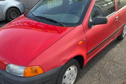 Fiat Punto 101.000 km 1.290 &euro; Köln 50739