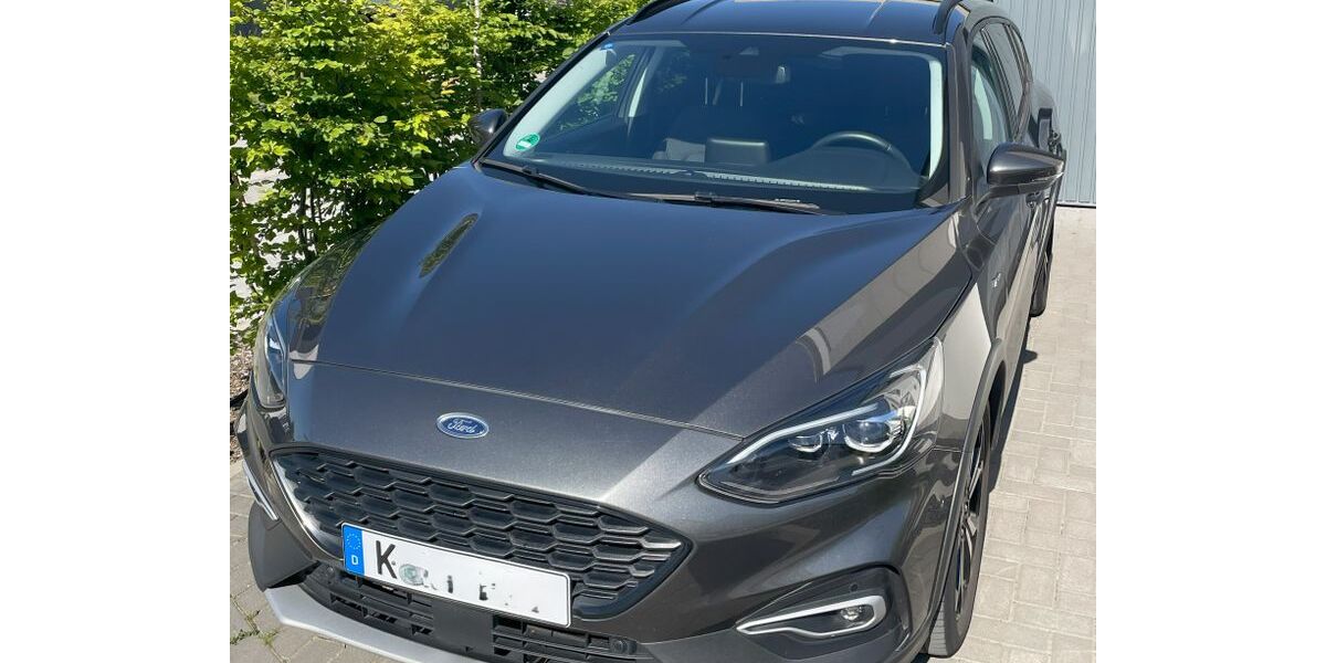 Ford Focus 82.000 km 15.300 &euro; Bergheim 50129