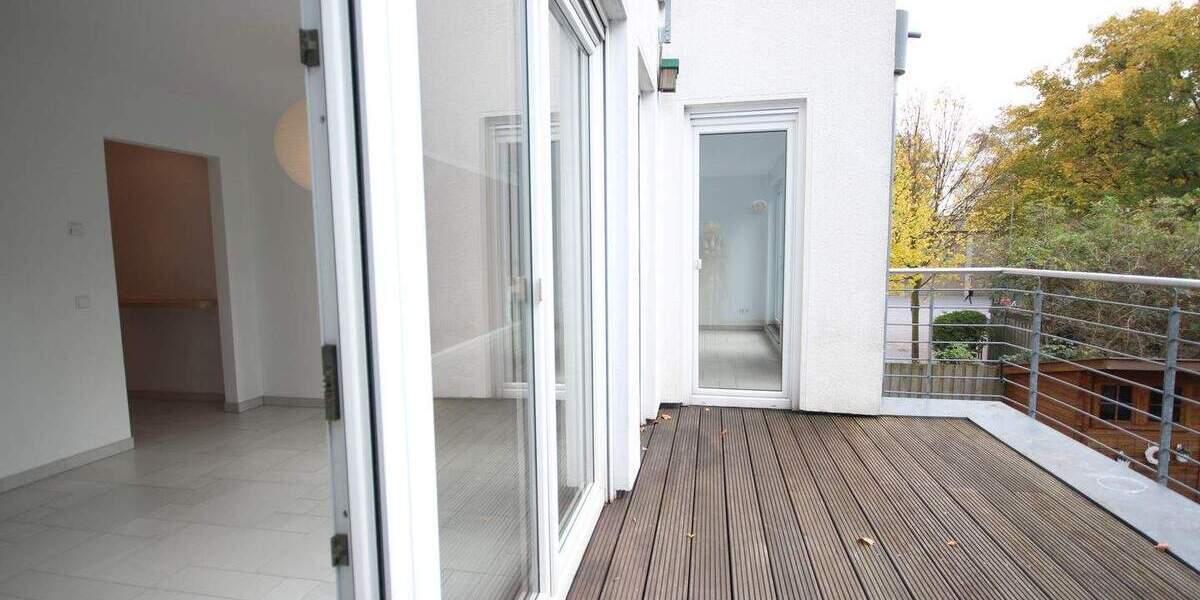 PROVISIONSFREI: Moderne 3-Zimmer-Wohnung mit Balkonidylle, Loggia und Tiefgarage in Hürth-Hermülheim 3 zimmer