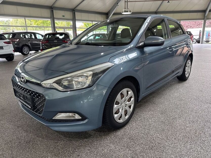 i20