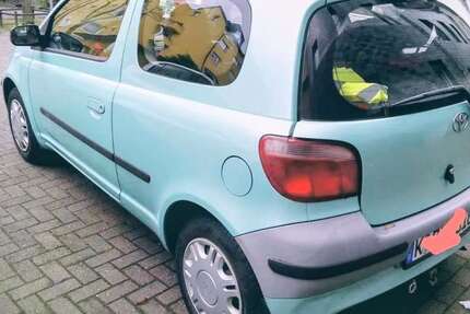 Toyota Yaris 207.000 km 1.100 € Köln 51063