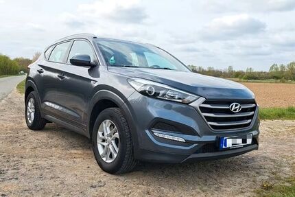 Hyundai TUCSON 110.000 km 13.490 &euro; Köln 51105