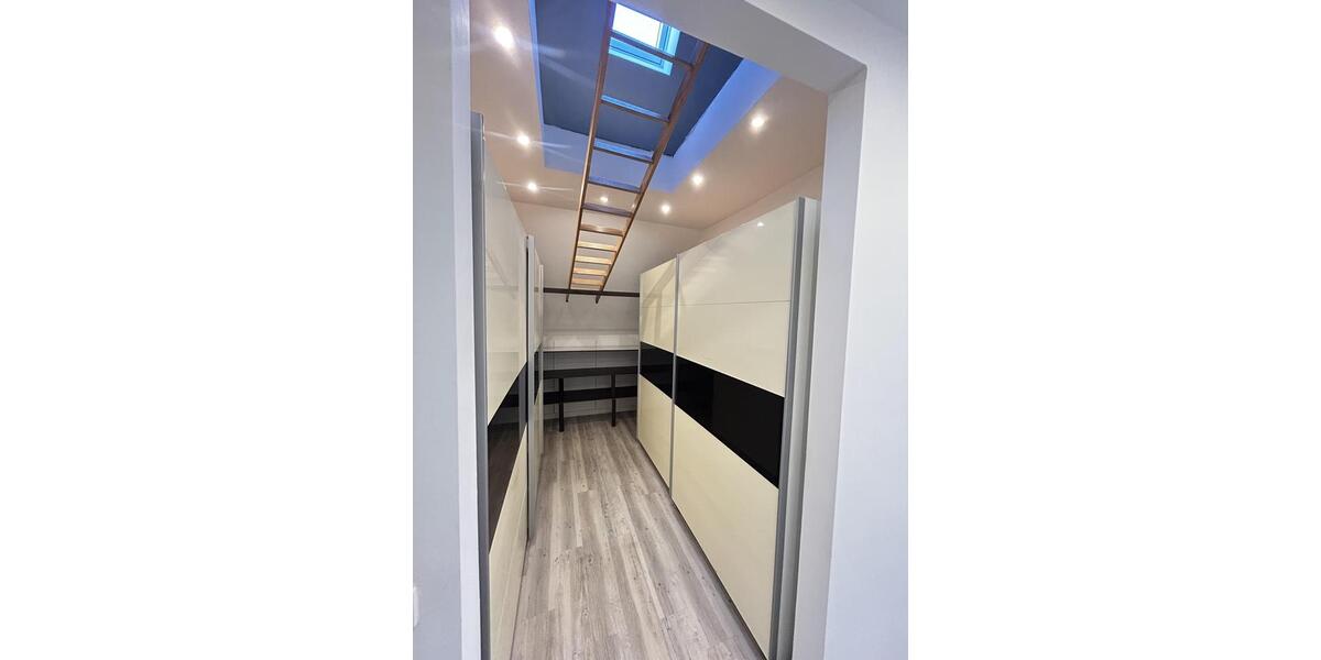 Einfamilienhaus Troisdorf Bergheim - 5.5 Zimmer, 226 m&sup2;, 2.489&euro; | Angebot:25384516