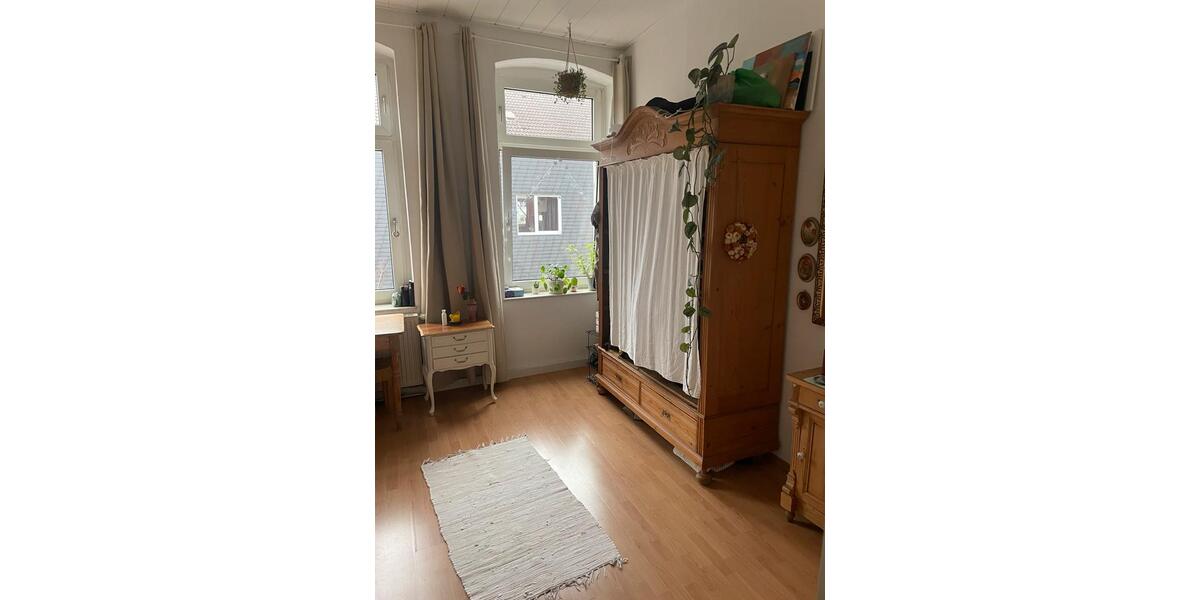 UNTERMIETE wunderschöne möbilierte 1,5 Zimmer Wohnung Altbau 1.5 zimmer