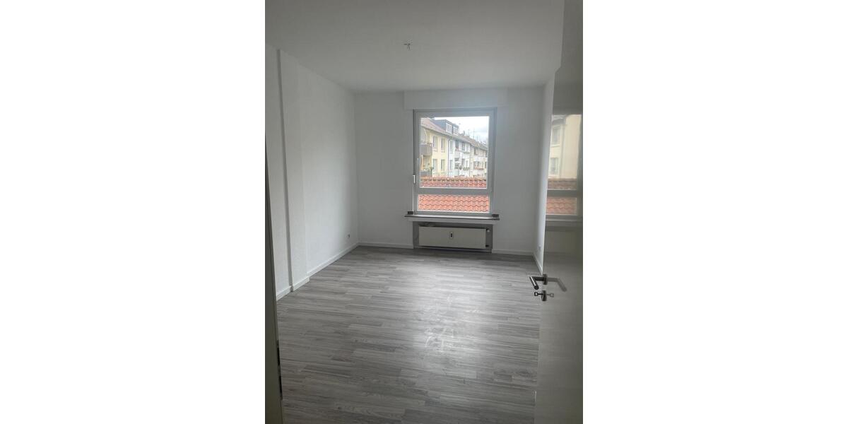 Schöne 2-Zimmer-Wohnung in Top-Lage von Neuss-Reuschenberg zimmer