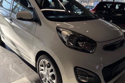 Kia Picanto 122.000 km 3.950 &euro; Köln 51103