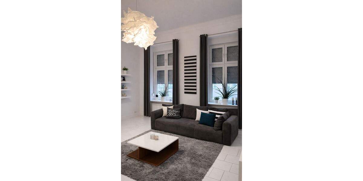 Charmante 2-Zimmer-Altbauwohnung im Erdgeschoss mit exklusivem Innenhof - Bestlage von Neuss 2 zimmer