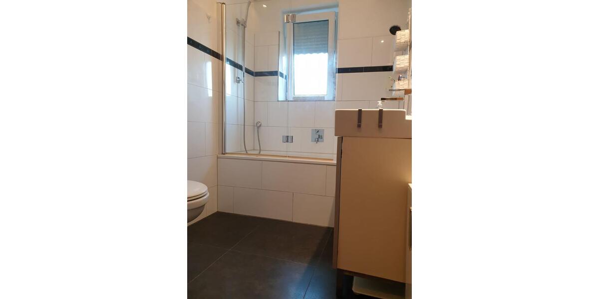 Etagenwohnung Neuss Furth-Mitte - 3 Zimmer, 71 m&sup2;, 209.000&euro; | Angebot:26297578