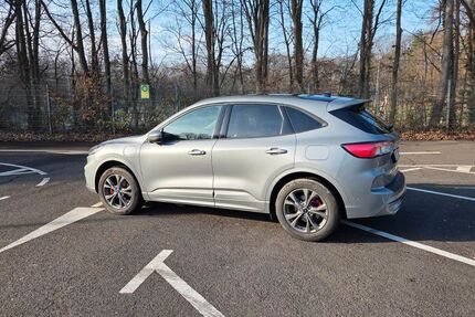 Ford Kuga 92.700 km 23.750 &euro; Troisdorf 53842