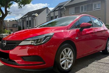 Opel Astra 51.839 km 8.900 &euro; Leverkusen 51371