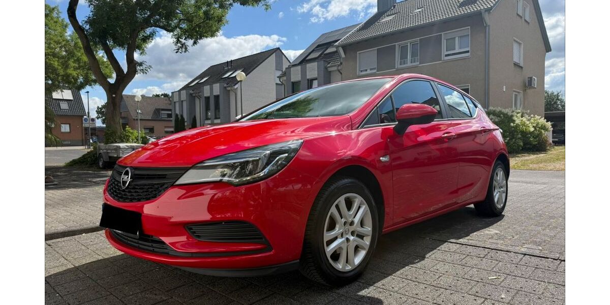 Opel Astra 51.839 km 8.900 &euro; Leverkusen 51371