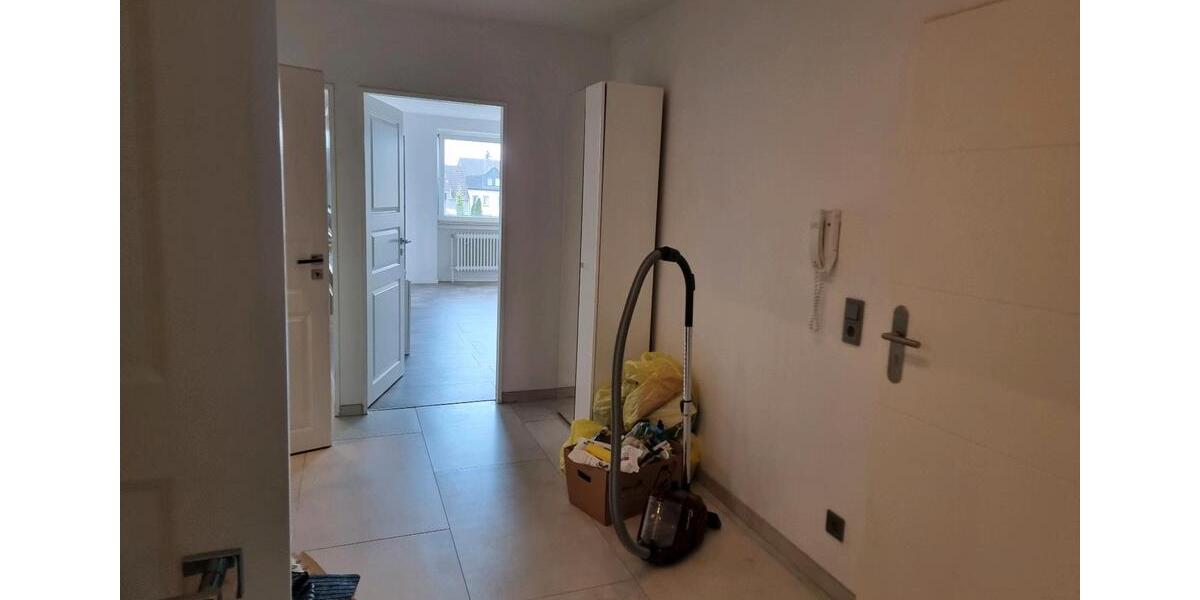 Etagenwohnung Langenfeld (Rheinland) - 4 Zimmer, 98 m&sup2;, 301.000&euro; | Angebot:26967538