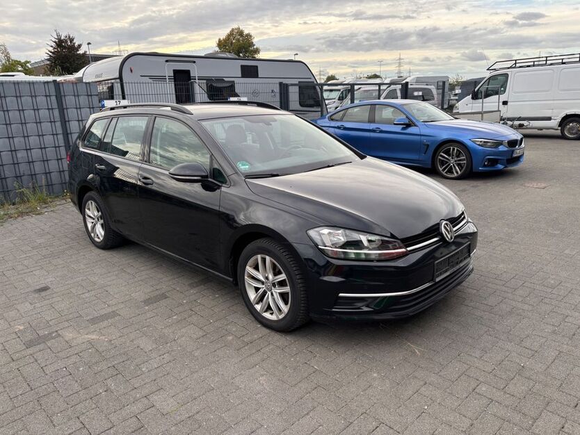 VW Golf 130.000 km 10.999 € Wesseling (bei Köln) 50389