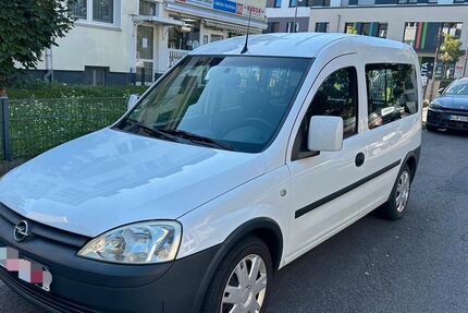 Opel Combo 118.750 km 4.800 € köln 50739