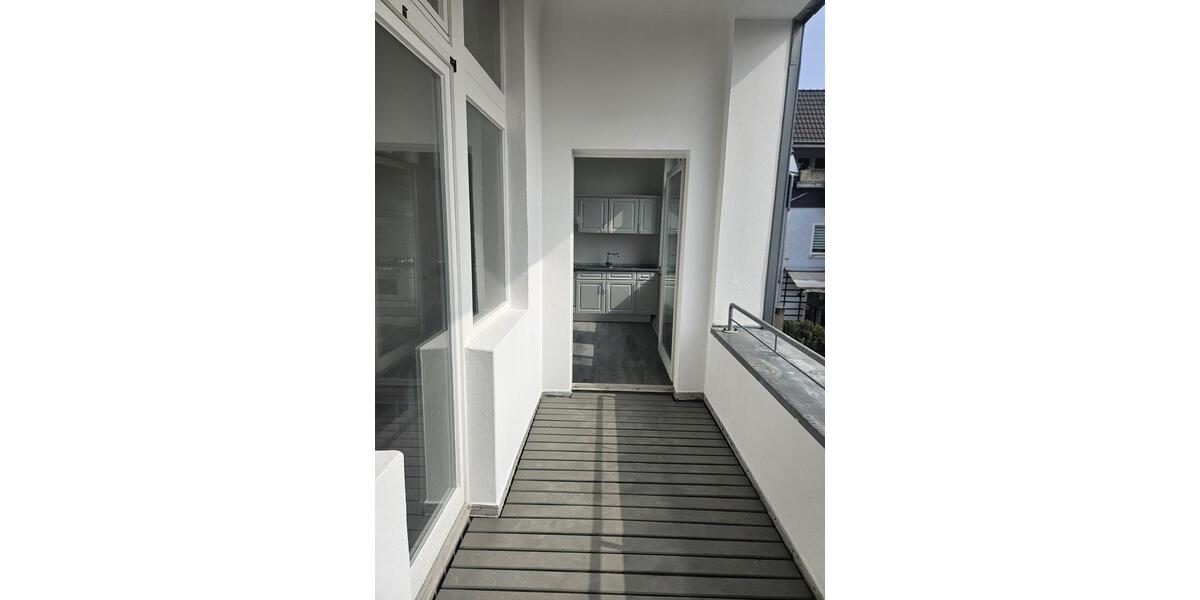 Etagenwohnung Leverkusen - 4 Zimmer, 150 m&sup2;, 1.395&euro; | Angebot:26357528