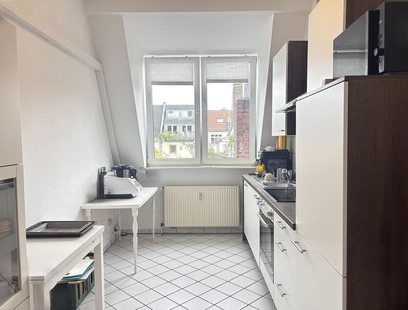 Großzügiges Wohnen mit nostalgischem Flair in Köln-Deutz zimmer