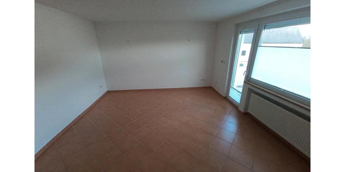 Etagenwohnung Burscheid - 4 Zimmer, 77 m&sup2;, 940&euro; | Angebot:25408530