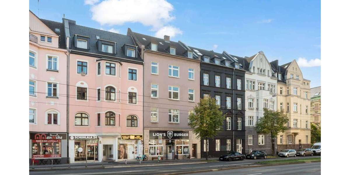 Haus zum Kaufen in Düsseldorf 1.700.000 € 570 m² 16 zimmer