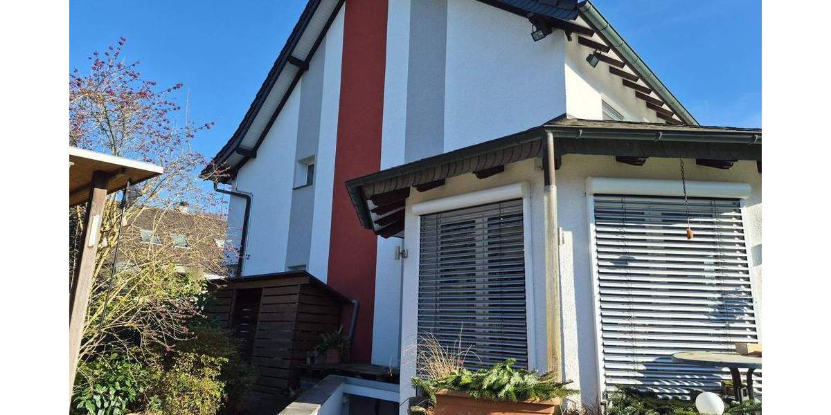 Reihenendhaus Bergisch Gladbach Paffrath - 6 Zimmer, 181 m&sup2;, 859.000&euro; | Angebot:25245452