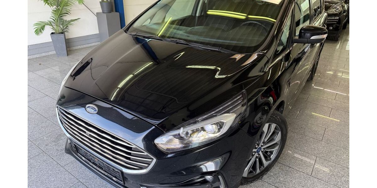 Ford S-Max 152.379 km 19.444 &euro; Köln 50829