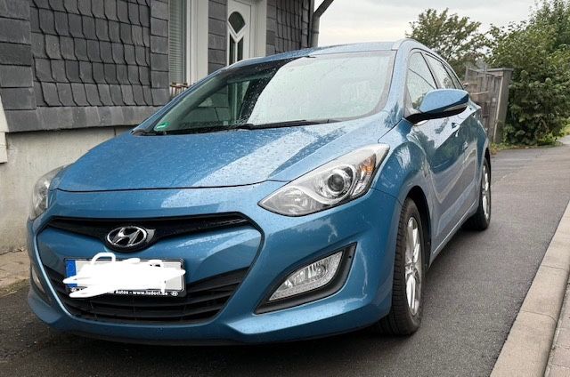 i30