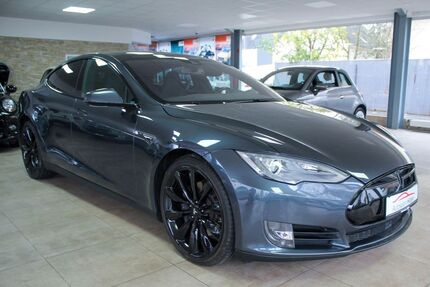 Tesla Model S 117.800 km 25.999 &euro; Hilden (bei Düsseldorf) 40721