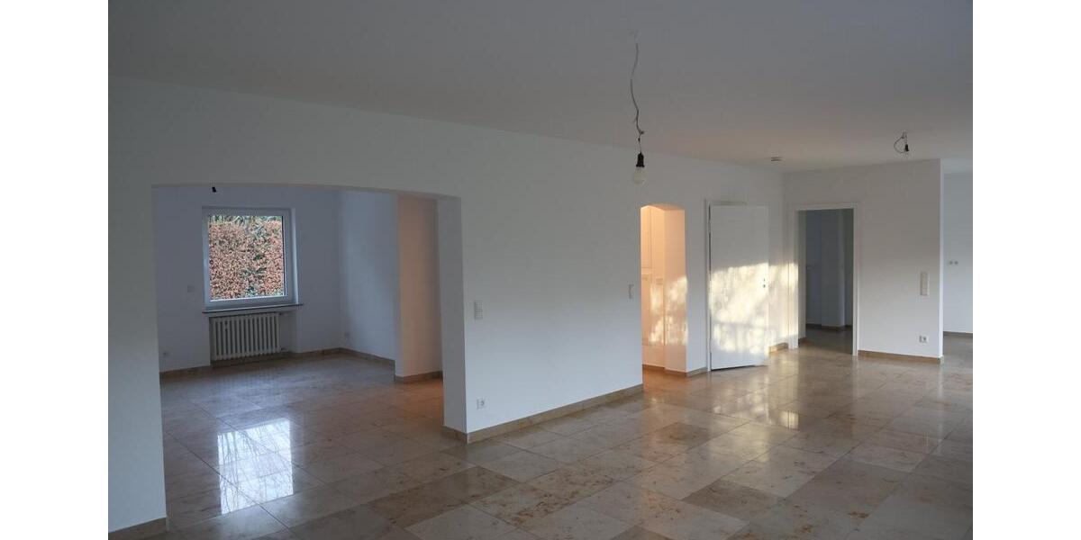 große helle Wohnung mit Garten im Stadionviertel 4 zimmer