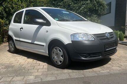 VW Fox 47.760 km 2.777 &euro; LEICHLINGEN 42799