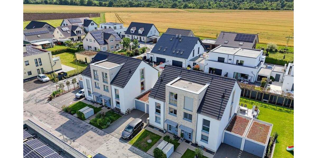 Erftstadt-Bliesheim neuwertige Doppelhaushälfte Baujahr 2020 -A+- kinderfreundliche Ruhiglage 4 zimmer