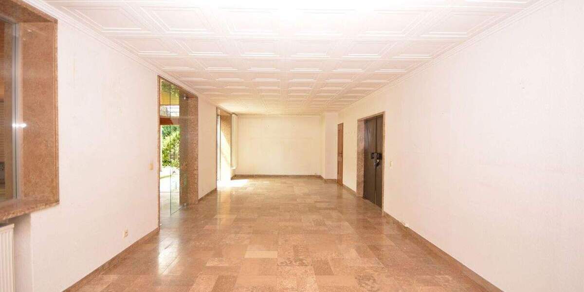 Einzigartige Möglichkeit: Traumgrundstück in Hürther Bestlage - Bestandsimmobilie mit Potenzial 7 zimmer