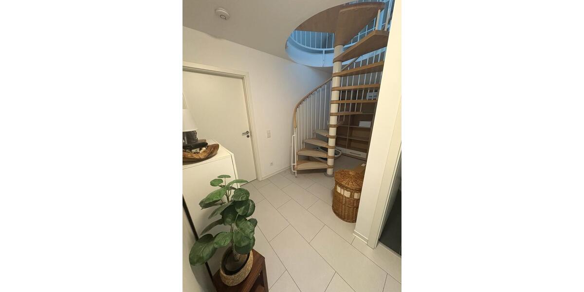 Schöne große 4 Zimmer Wohnung in Neuss Norf 4 zimmer