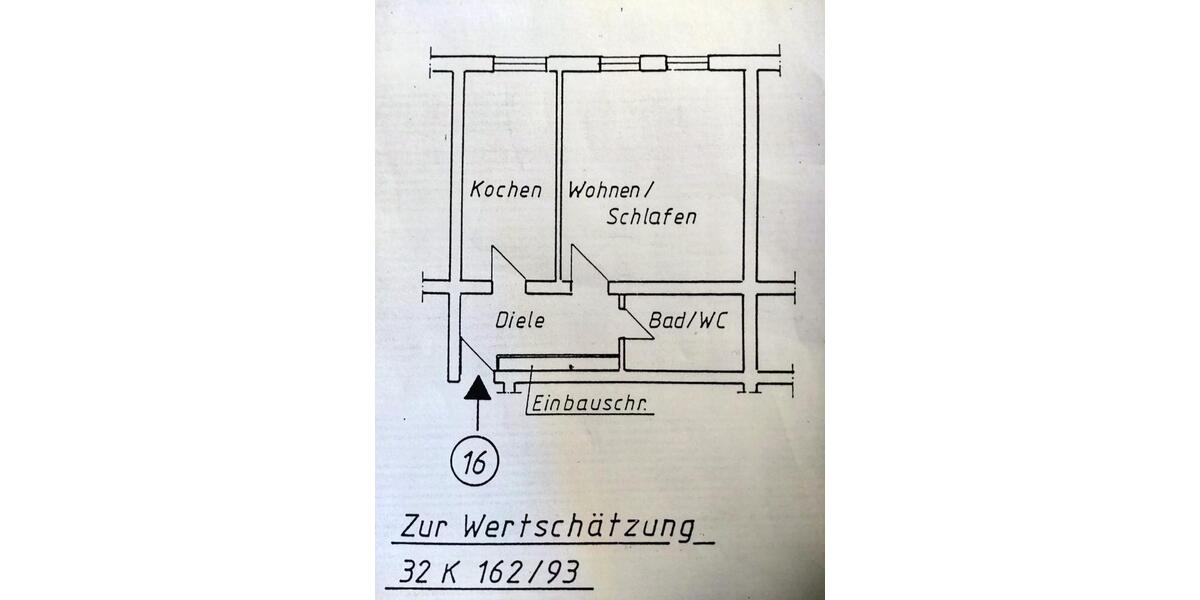 Charmante, helle, sanierte Souterrain-Wohnung 1 zimmer