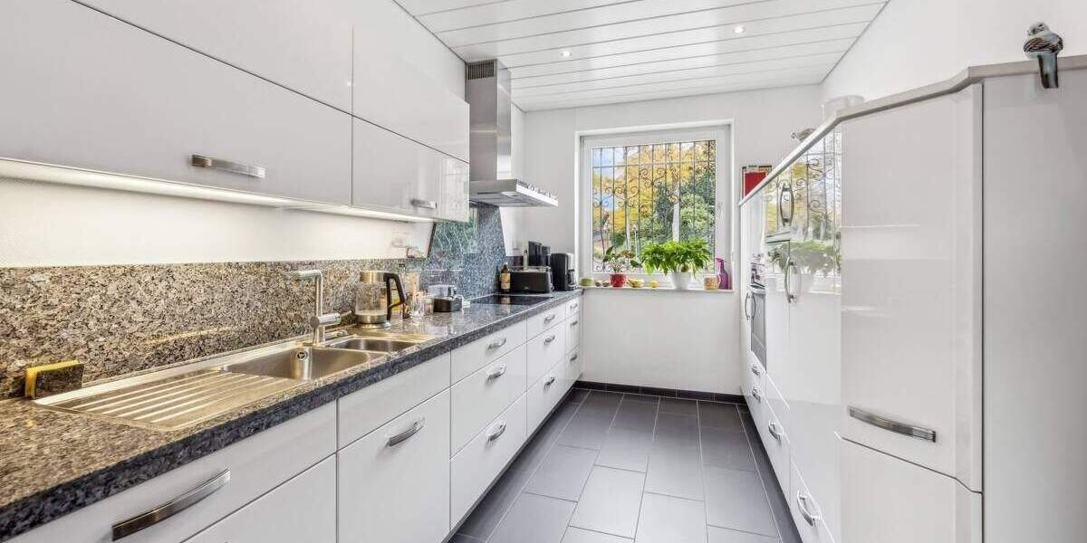 Einfamilienhaus Grevenbroich / Kapellen Kapellen - 5 Zimmer, 216 m&sup2;, 750.000&euro; | Angebot:25358055