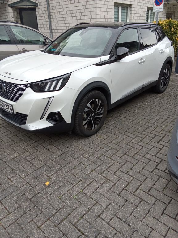 Peugeot 2008 18.000 km 19.900 € Bedburg 50181