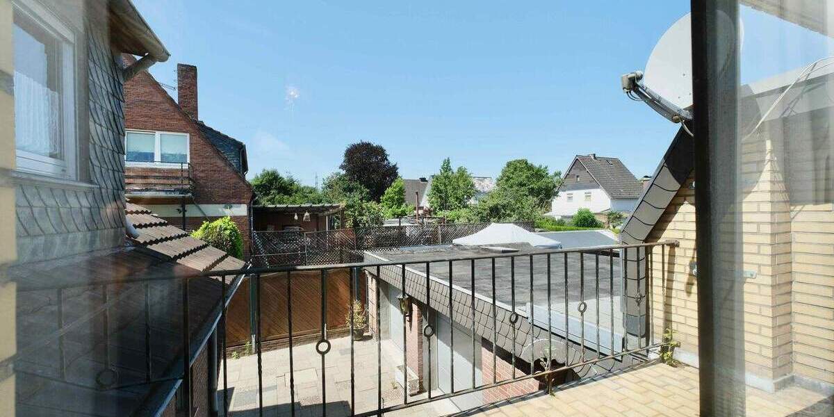 Familienfreundlich wohnen auf großem Grundstück in Reuschenberg 5 zimmer