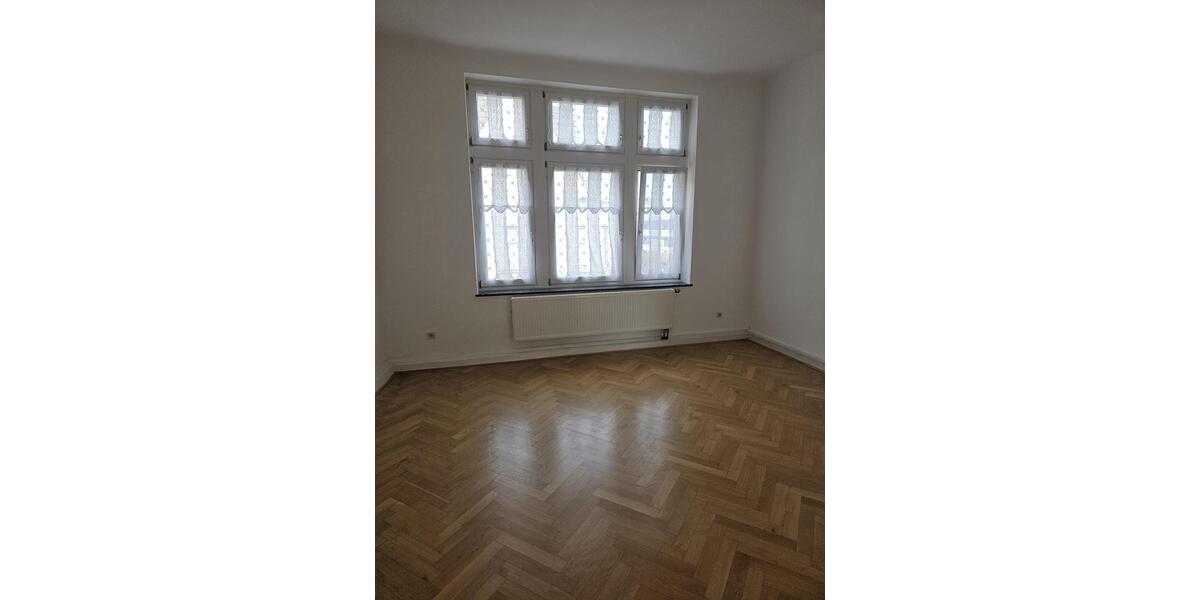 Etagenwohnung Leverkusen - 4 Zimmer, 150 m&sup2;, 1.395&euro; | Angebot:26357528