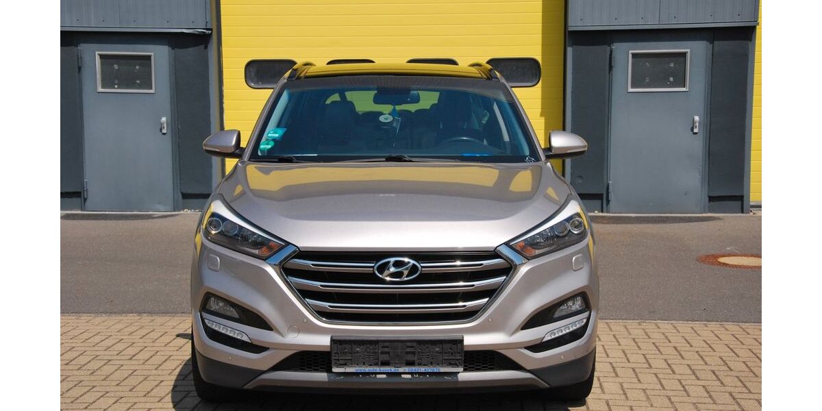 Hyundai TUCSON 145.456 km 14.800 &euro; Düsseldorf - Bezirk 8 40231