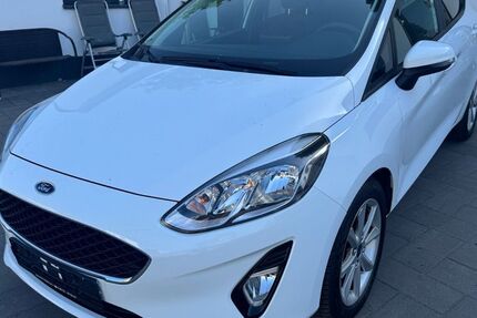 Ford Fiesta 64.870 km 9.980 &euro; Hürth bei Köln 50354