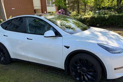 Tesla Model Y 86.768 km 37.000 &euro; Köln porz 51149