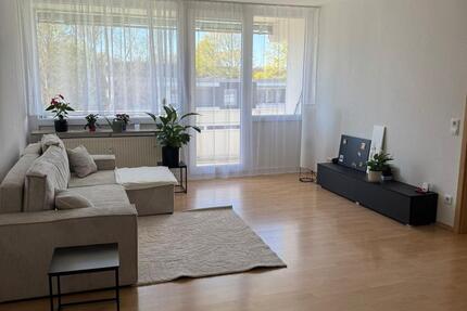 Wohnung Solingen Central - 3 Zimmer, 71 m&sup2;, 870&euro; | Angebot:26182109